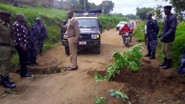 Fort portal residents decry poor road