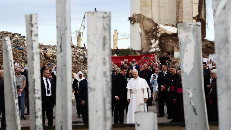 Pope prays for Beirut port